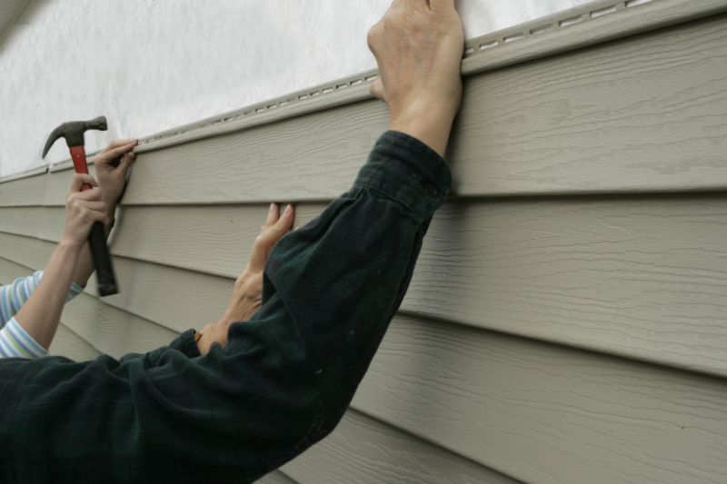 Vinyl Siding Repair - Image 7